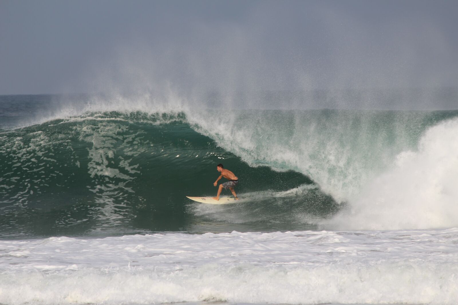 Canon EOS 600D (Rebel EOS T3i / EOS Kiss X5) sample photo. Mexico, surfing, water photography