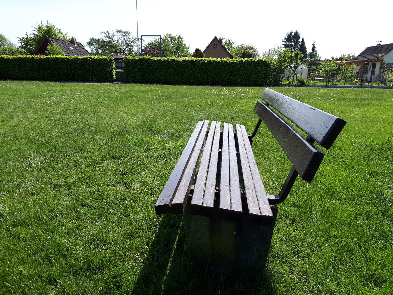 Samsung Galaxy A5(2017) sample photo. Garden bench, garden bench photography