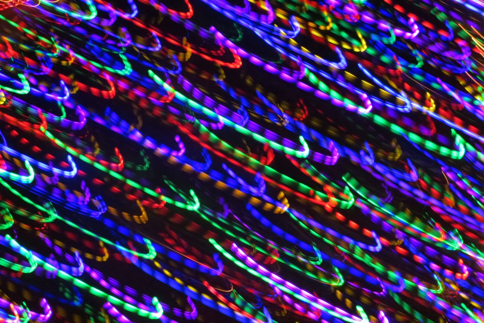 Canon PowerShot SX260 HS sample photo. Multicolor, red, blue photography