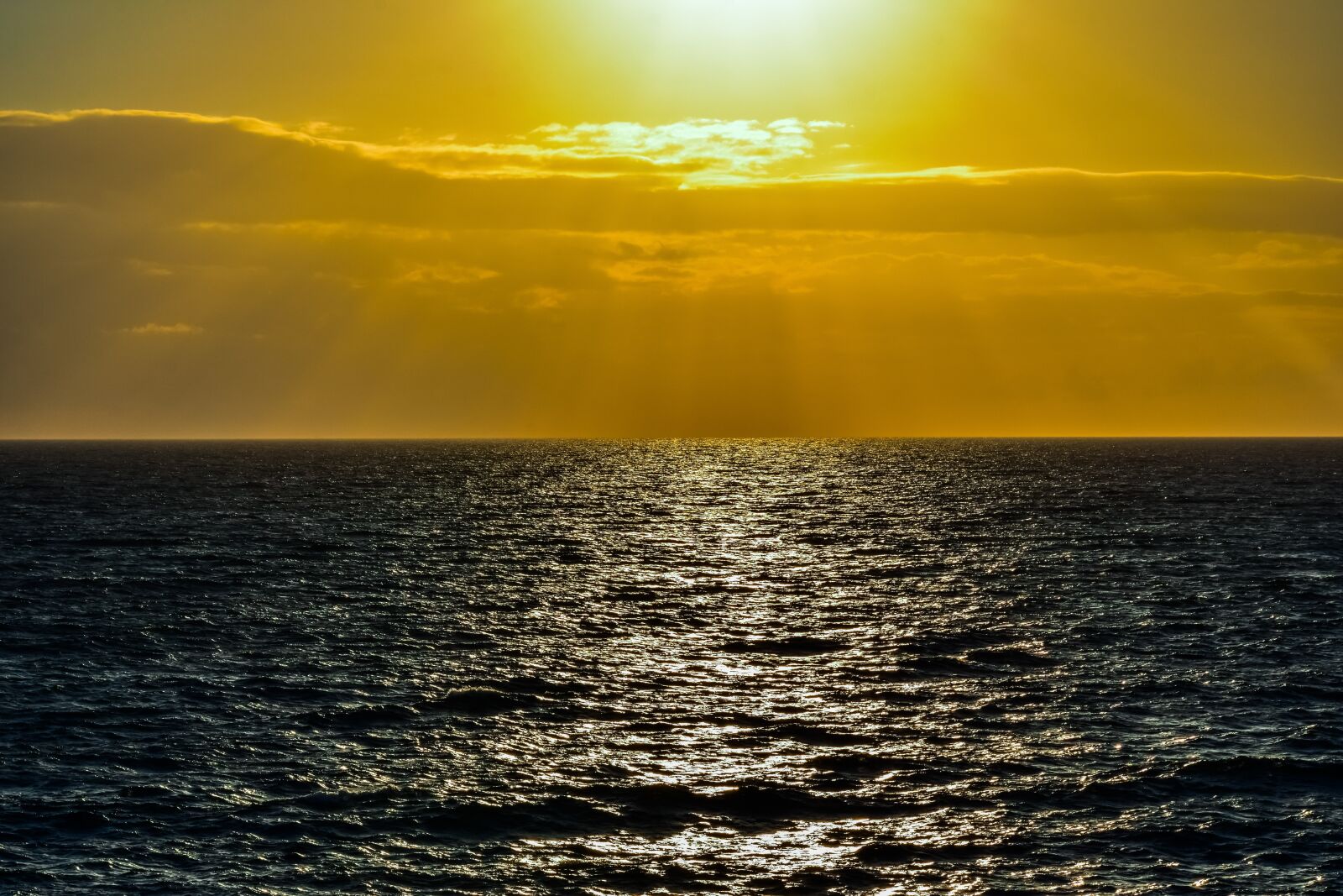 Nikon D3300 sample photo. Sunset, sea, horizon photography