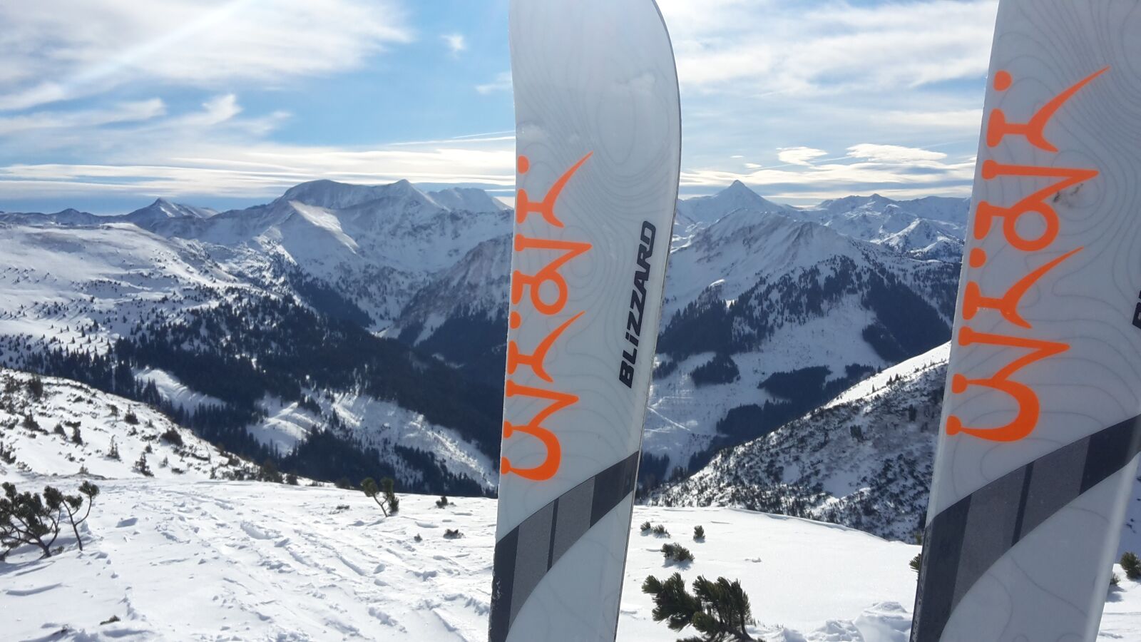Samsung Galaxy S5 Mini sample photo. Snow, ski, ski touring photography