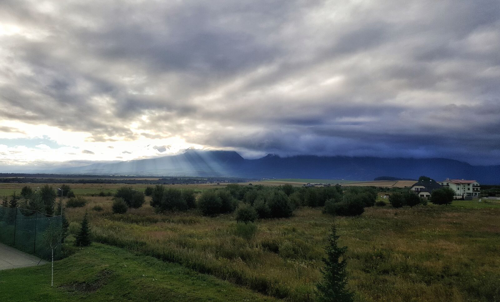 Samsung Galaxy S6 sample photo. Sun, clouds, nature photography