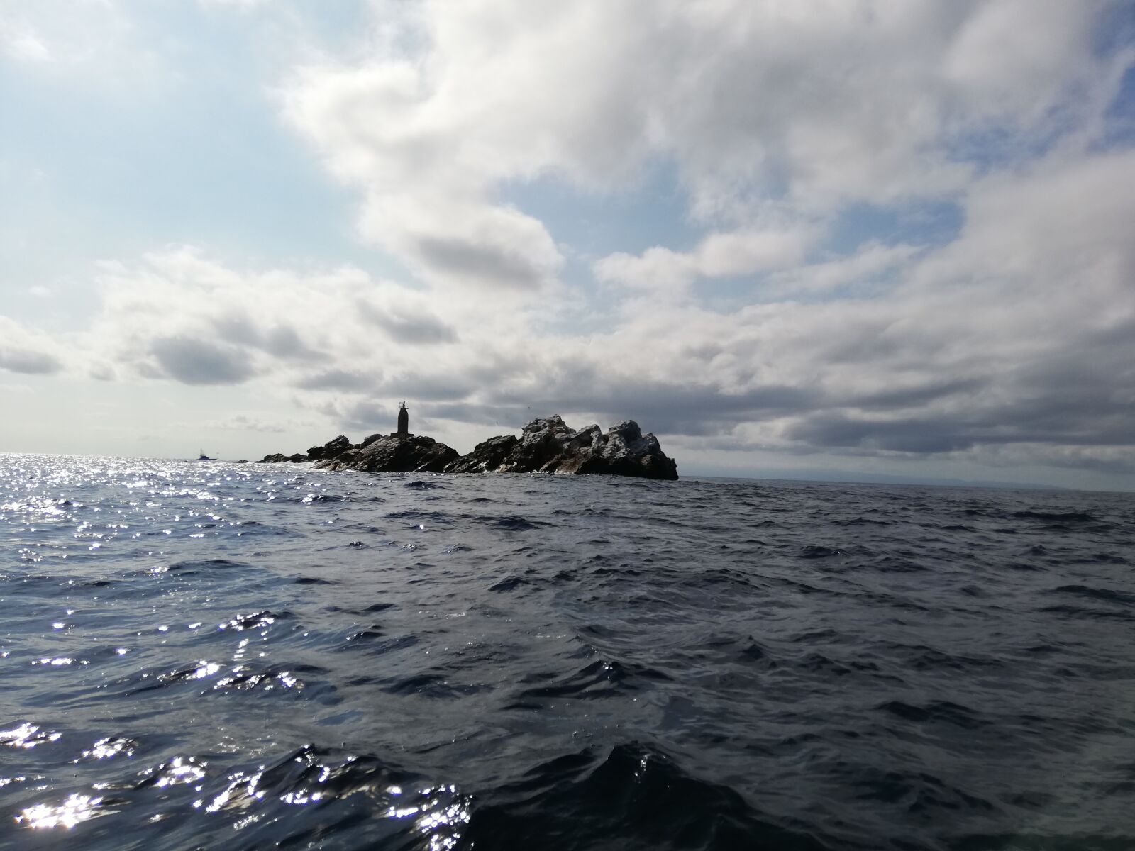 HUAWEI P20 lite sample photo. Island, ocean, sea photography