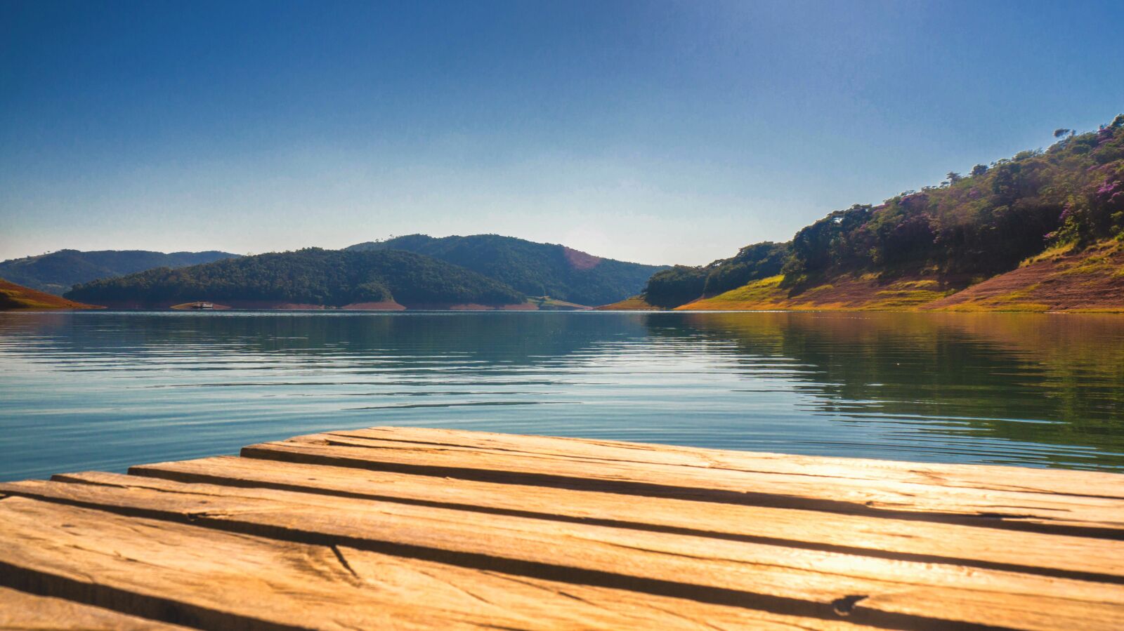 Sony Alpha a3000 + Sony E 18-55mm F3.5-5.6 OSS sample photo. Dam, agua, lake photography