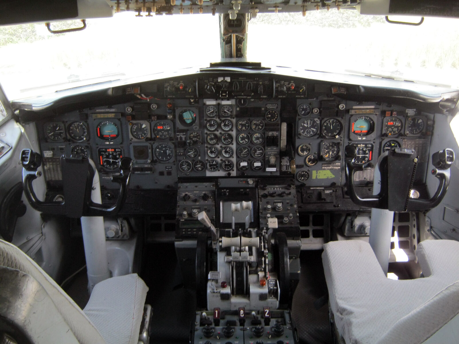 Canon PowerShot A800 sample photo. Airplane, cockpit, managua, plane photography