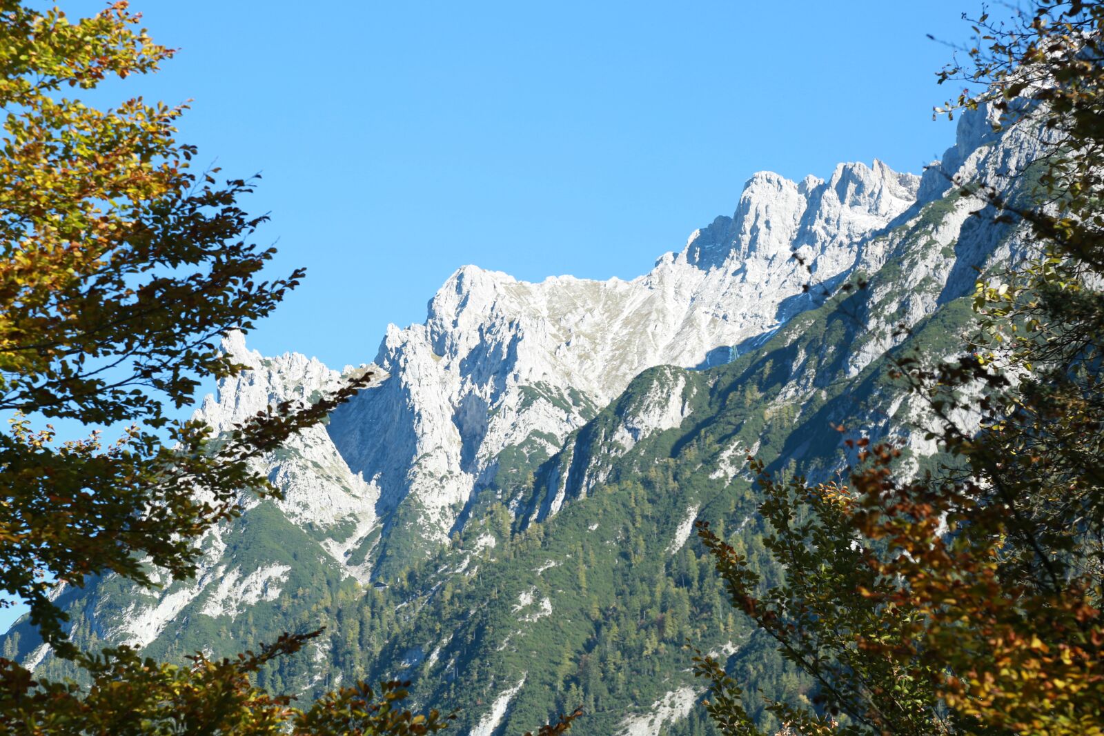Canon EF 24-105mm F4L IS USM sample photo. Mountain, clear air, travel photography