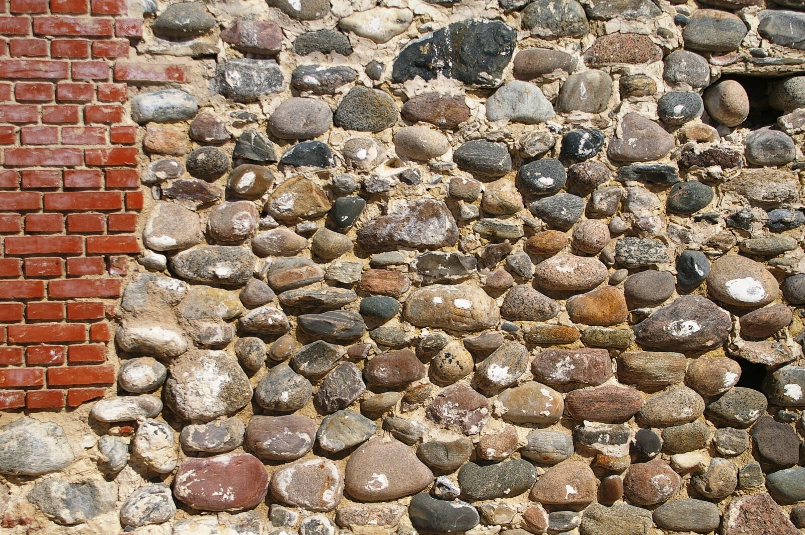 Pentax *ist DL2 sample photo. Wall, cobbles, brick photography
