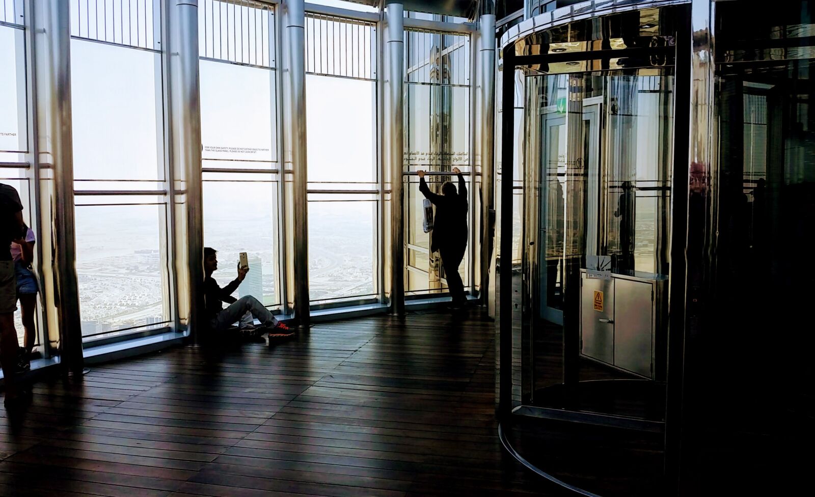 Samsung Galaxy S5 sample photo. Burj khalifa, reflection, indoors photography