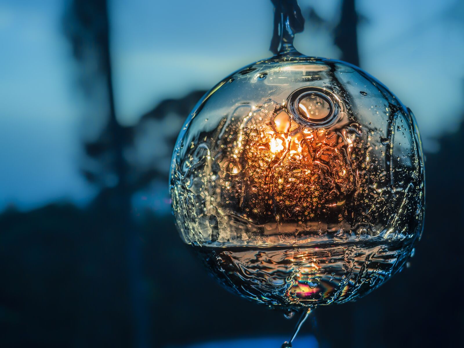 Olympus OM-D E-M10 sample photo. Dusk, sphere, water reflection photography