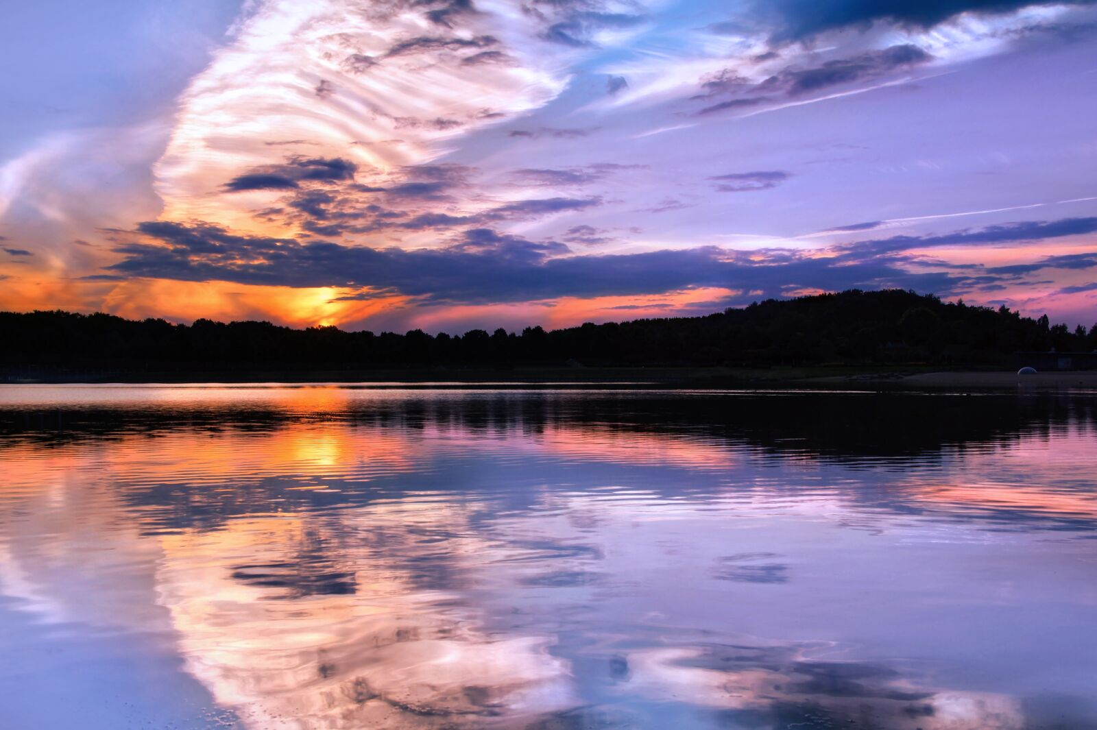 Sony SLT-A58 sample photo. Sunset, lake, waters photography