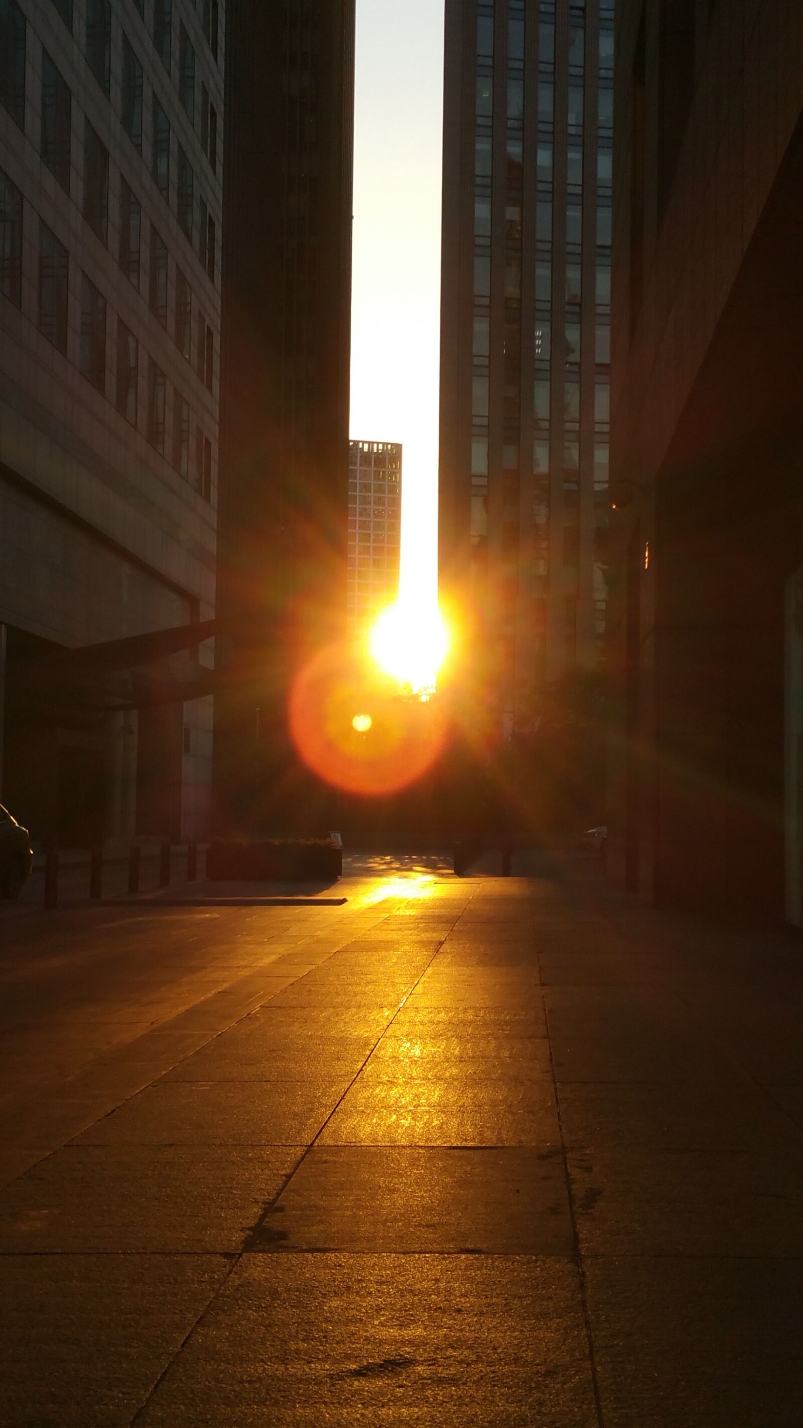 Samsung Galaxy Note4 sample photo. City, street view, sunset photography