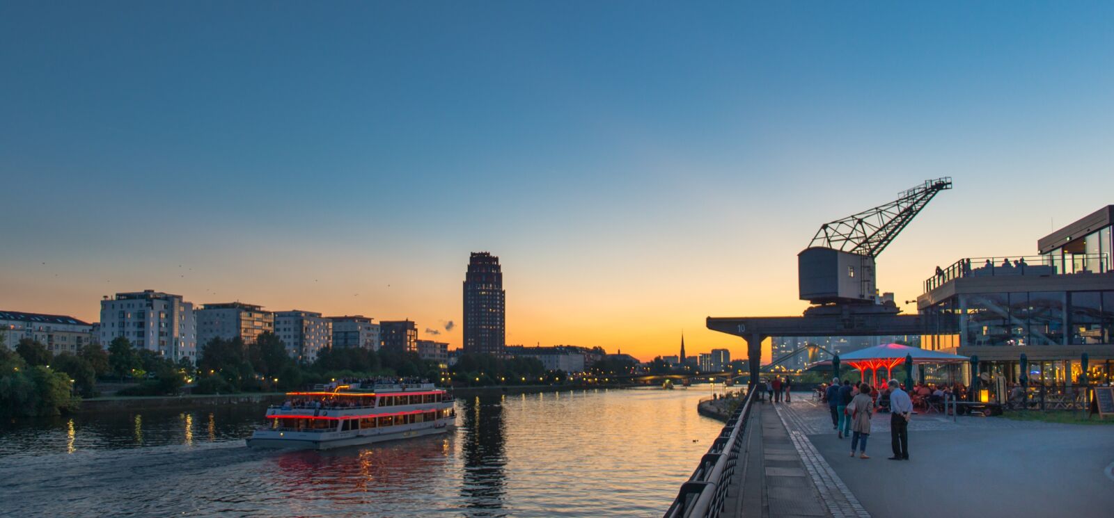 Nikon D800 sample photo. Frankfurt, main, sunset photography