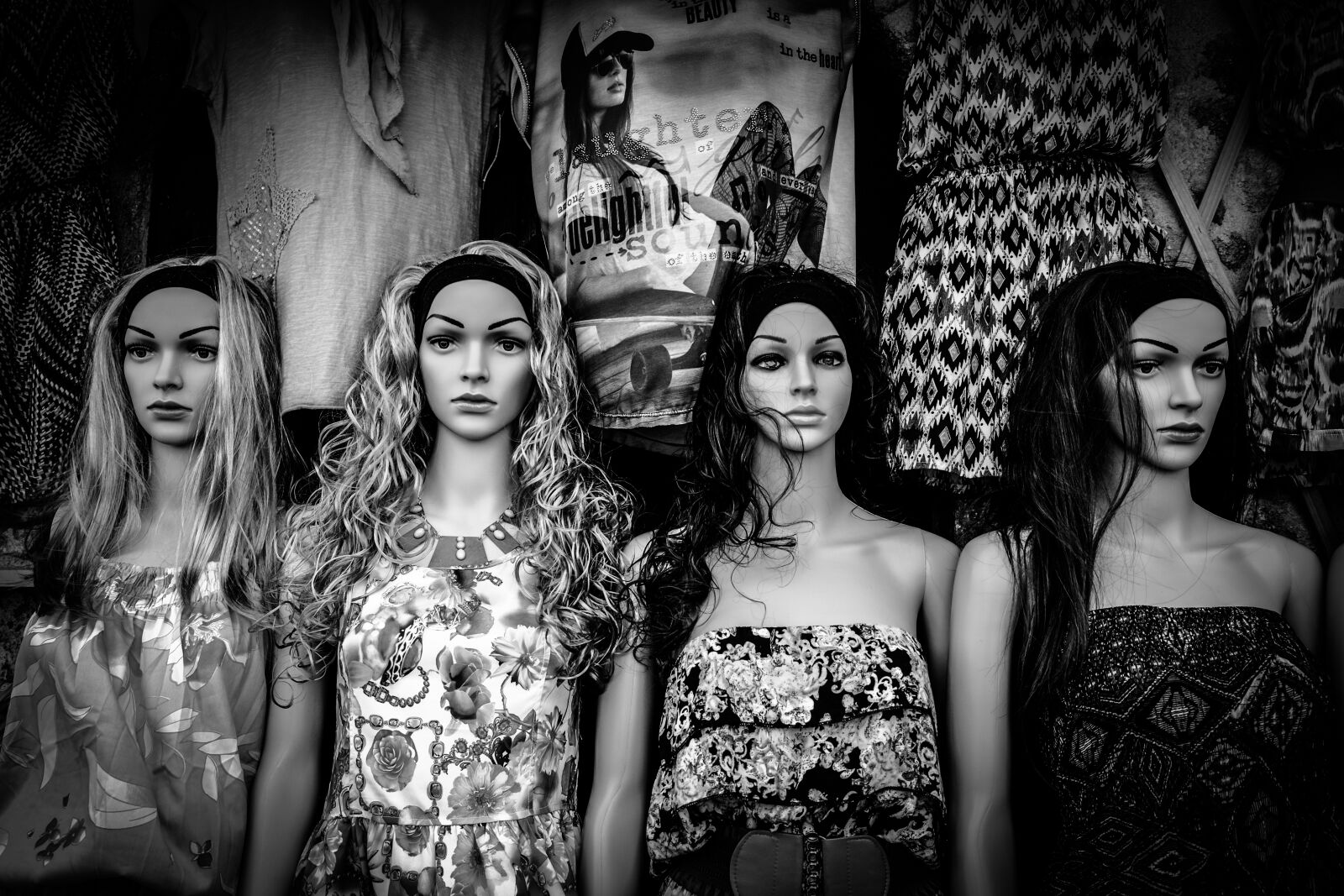 Fujifilm X-E2 sample photo. Black, and, white, dolls photography