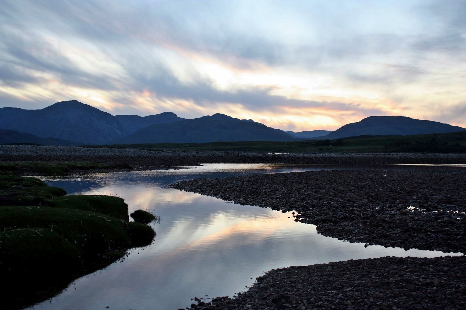 Canon EOS 1000D (EOS Digital Rebel XS / EOS Kiss F) sample photo. Pril, sunset, western highlands photography