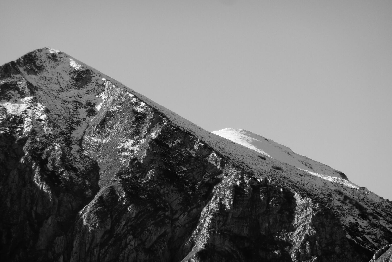 Panasonic DMC-TZ7 sample photo. Snow, summit, mountain photography
