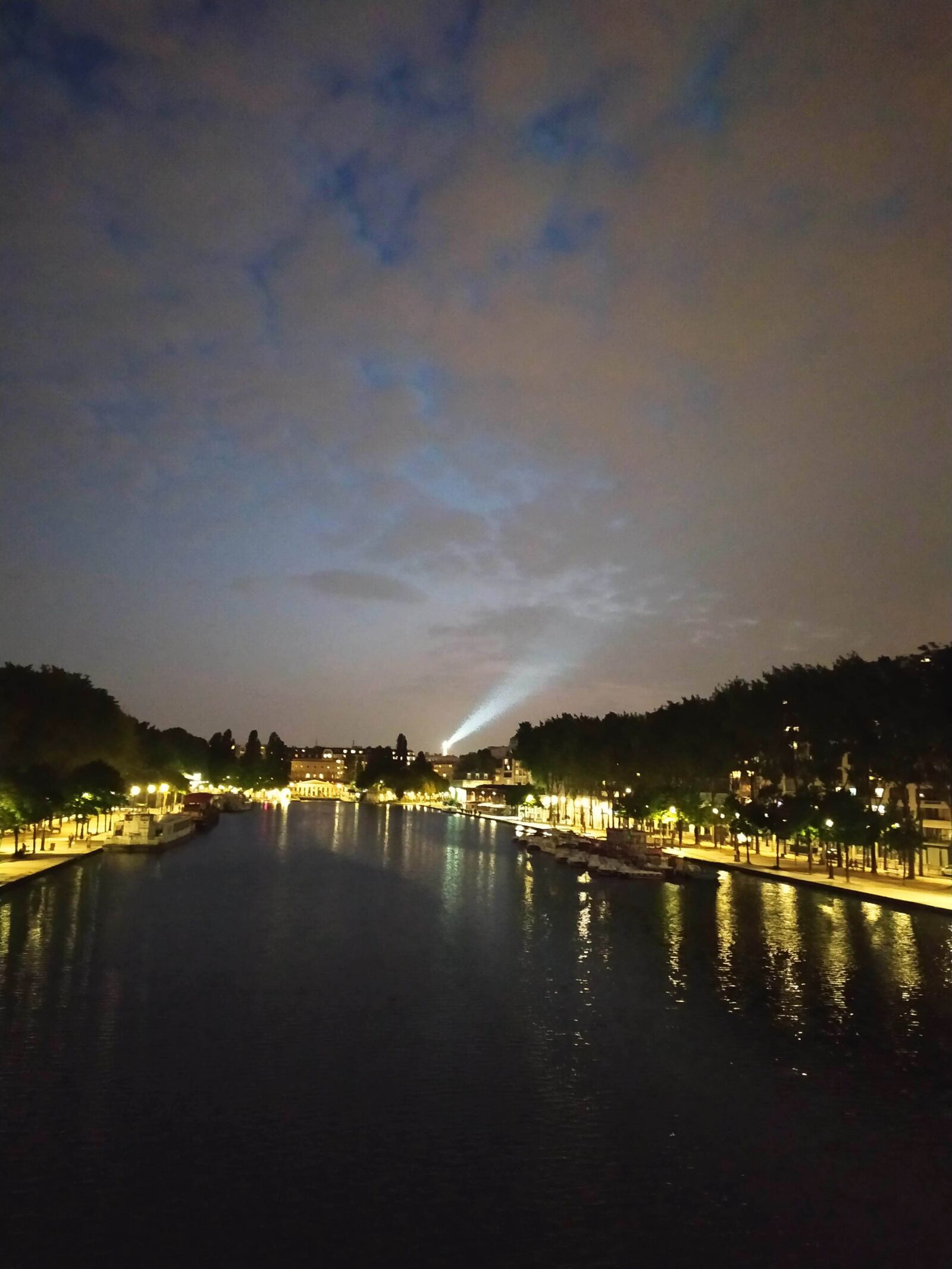 Xiaomi Redmi Note 7 sample photo. Paris, night, landscape photography