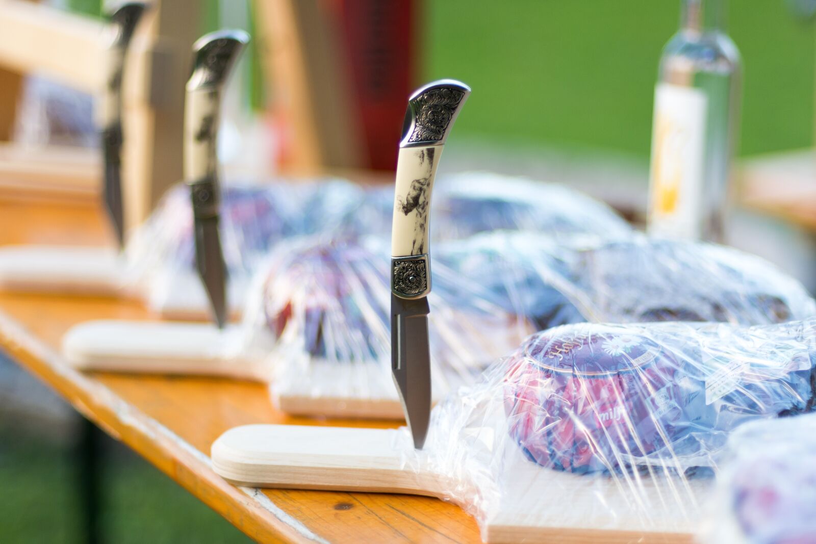 Nikon D7200 sample photo. Knife, jause, food photography