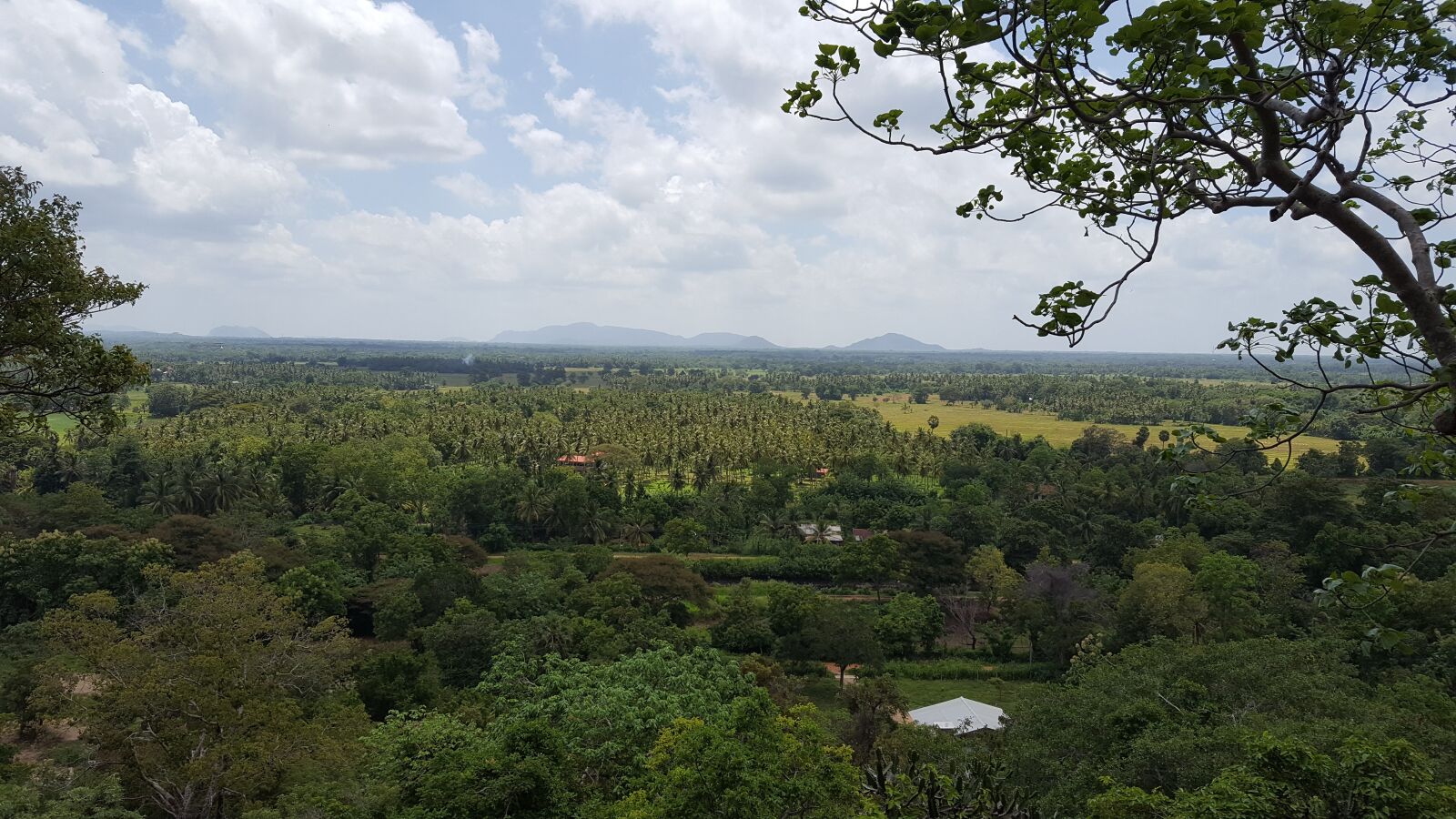 Samsung Galaxy S6 sample photo. A scenic view, dutugemunu photography
