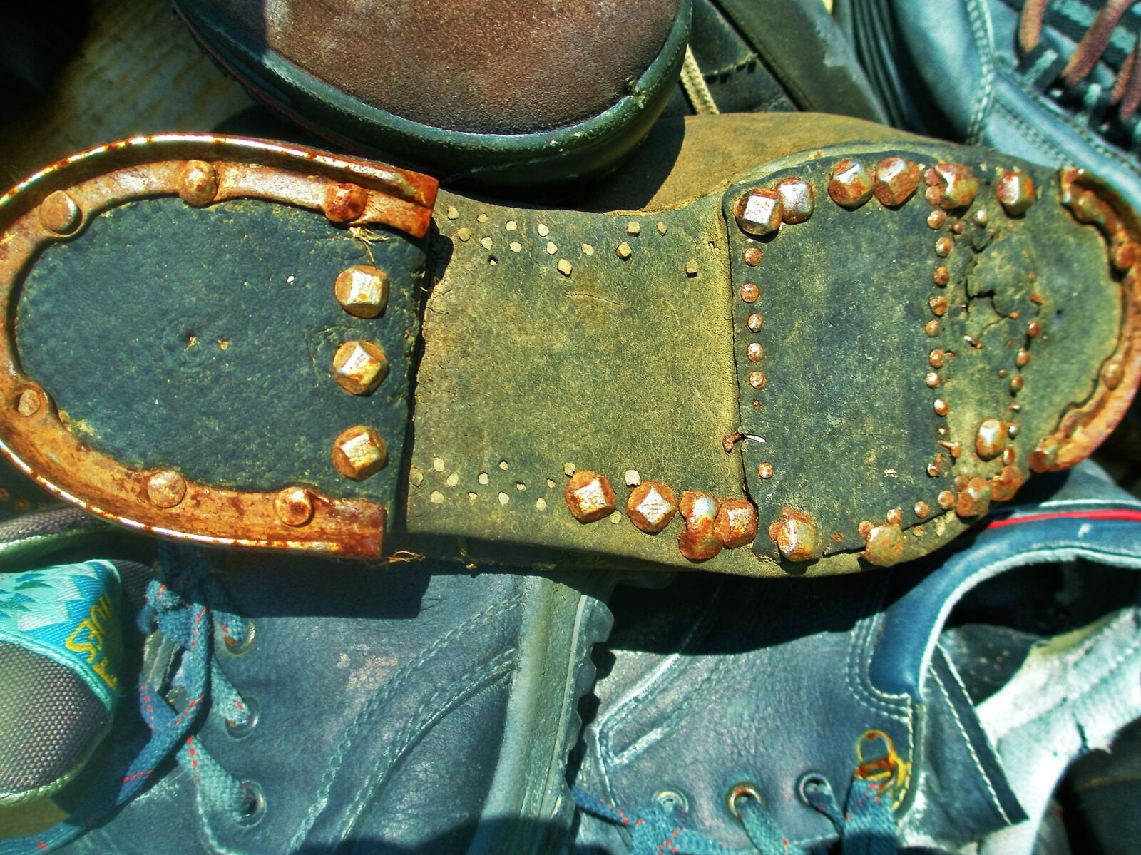 Olympus u810/S810 sample photo. Shoe, sole, representatives photography