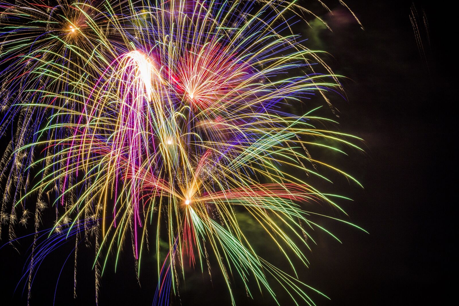 Canon EF 75-300mm f/4-5.6 sample photo. Still, fireworks, light photography