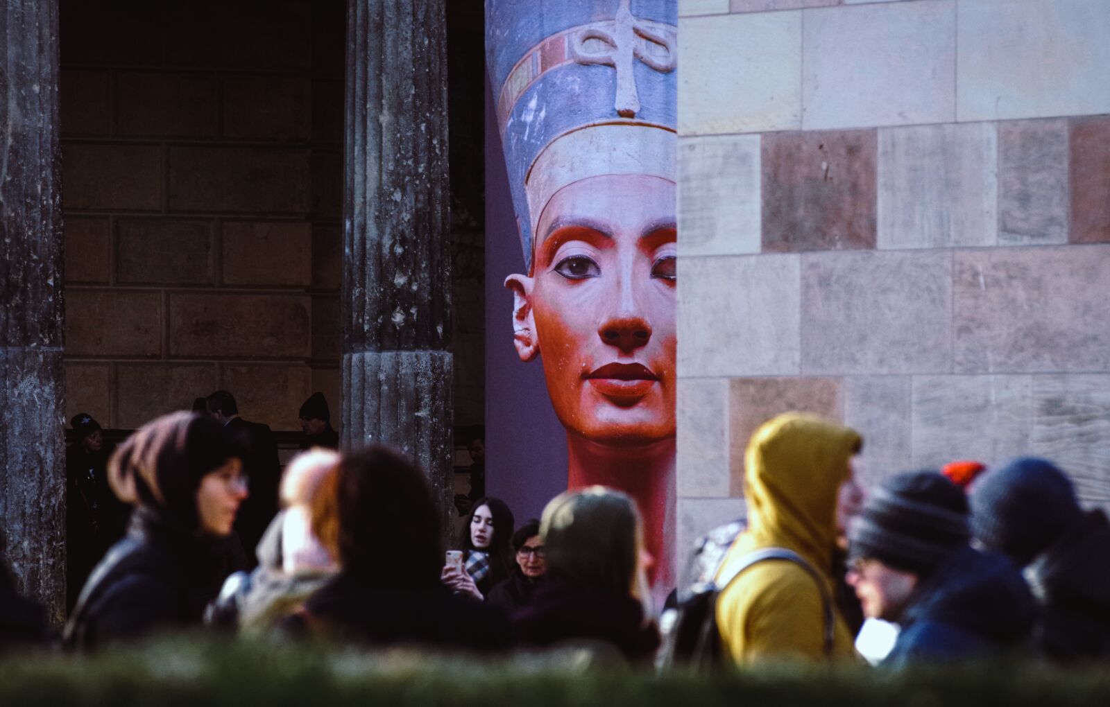 Pentax K-30 sample photo. Museum, human, visitors photography