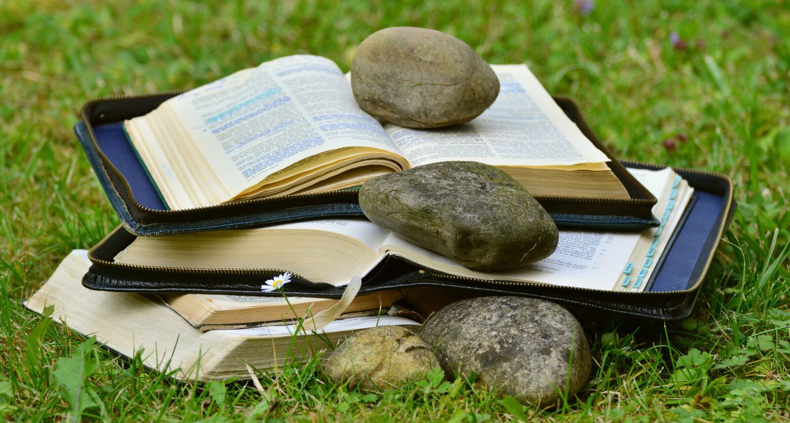 Nikon D5200 sample photo. Book, bible, pitched photography