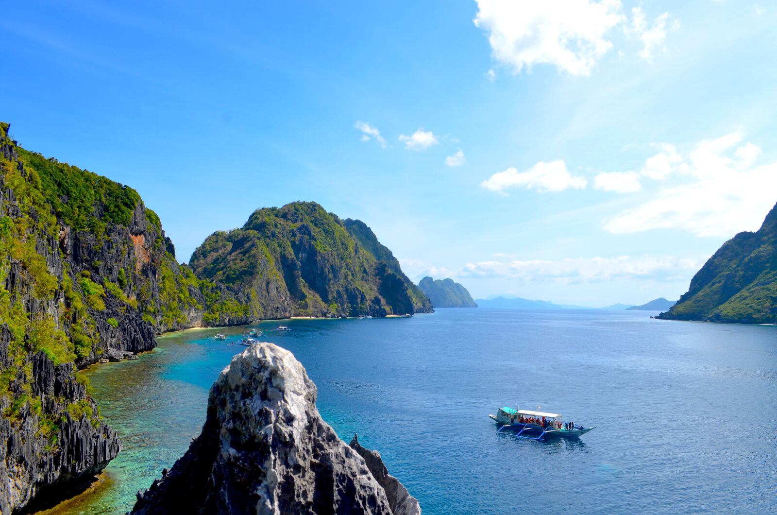 Nikon D5100 sample photo. Island hopping, tropics, philippines photography