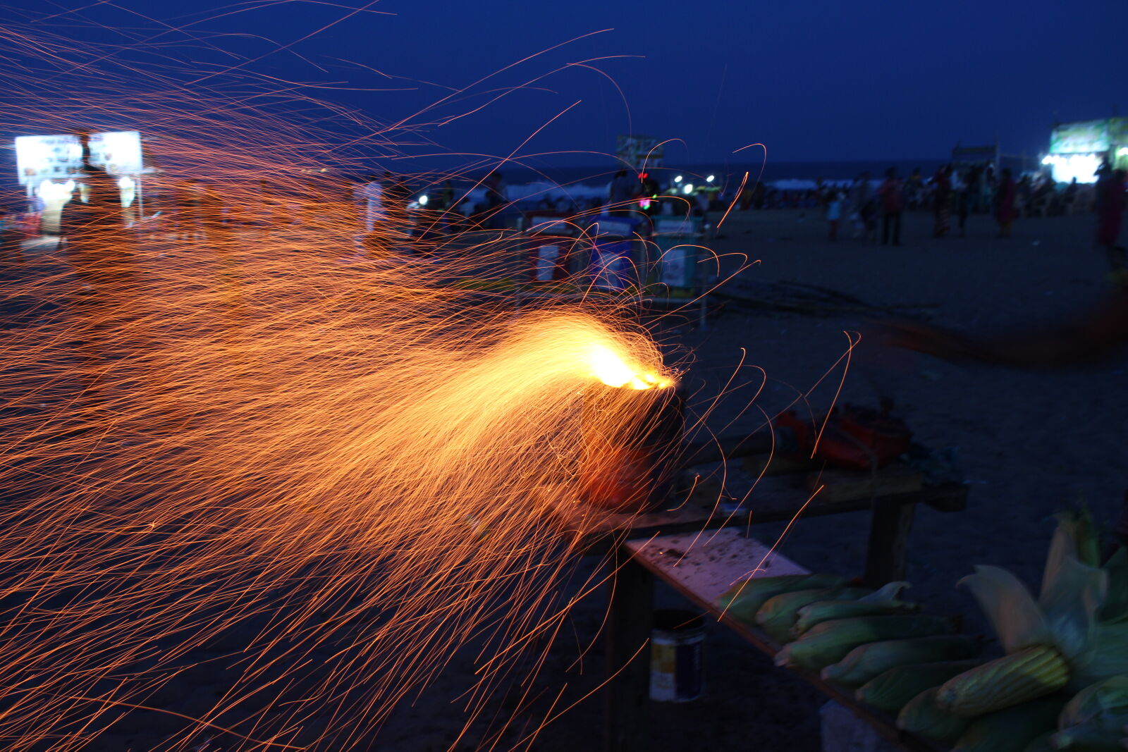 Canon EOS 700D (EOS Rebel T5i / EOS Kiss X7i) sample photo. Corn, flame photography