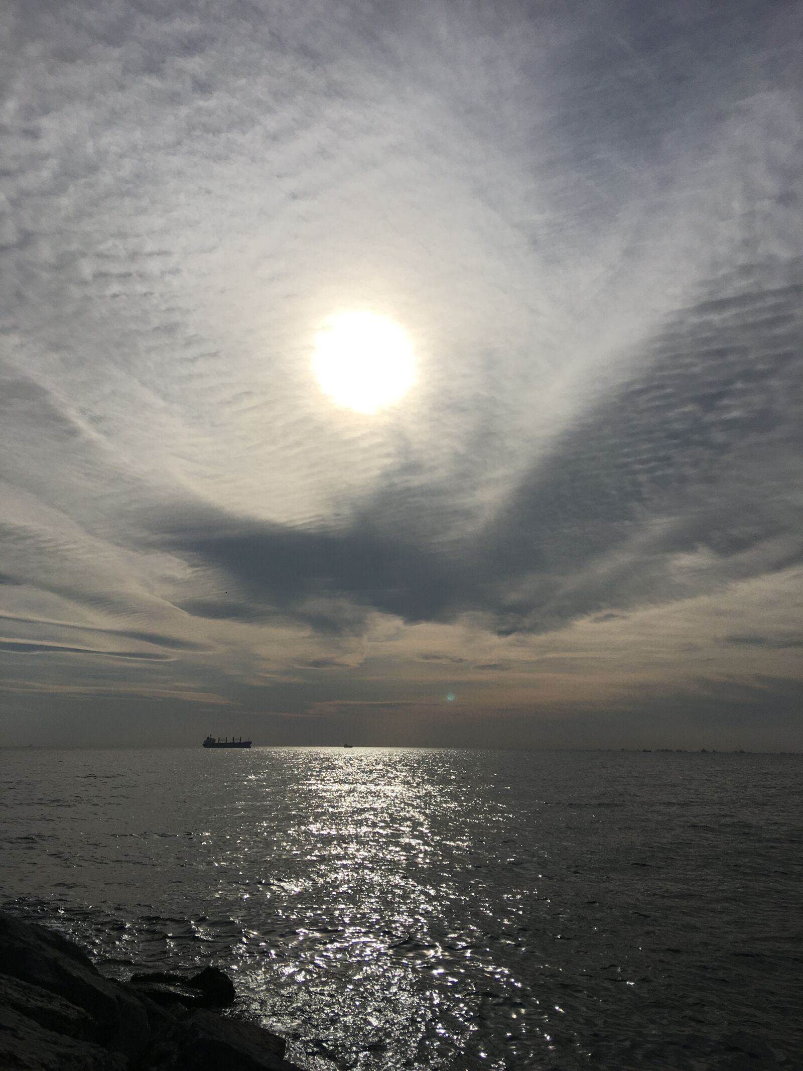 iPhone 6s Plus back camera 4.15mm f/2.2 sample photo. G ne , bulut photography