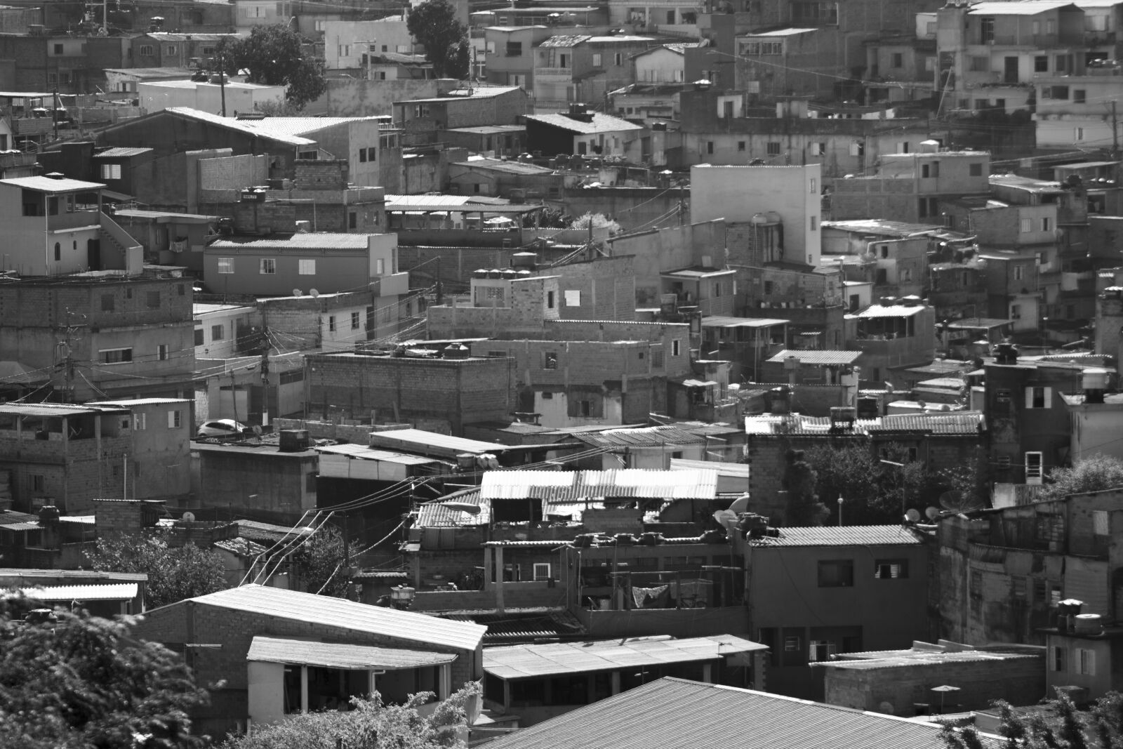 Canon EOS 1300D (EOS Rebel T6 / EOS Kiss X80) sample photo. Favela, home, community photography