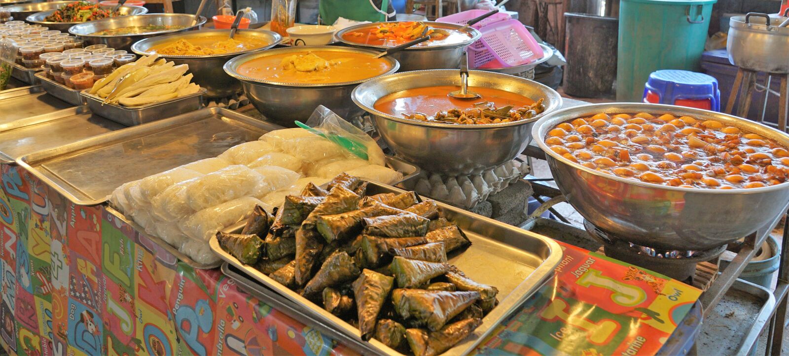 Sony ILCA-77M2 + Sony DT 16-50mm F2.8 SSM sample photo. Food, market, traditionally photography