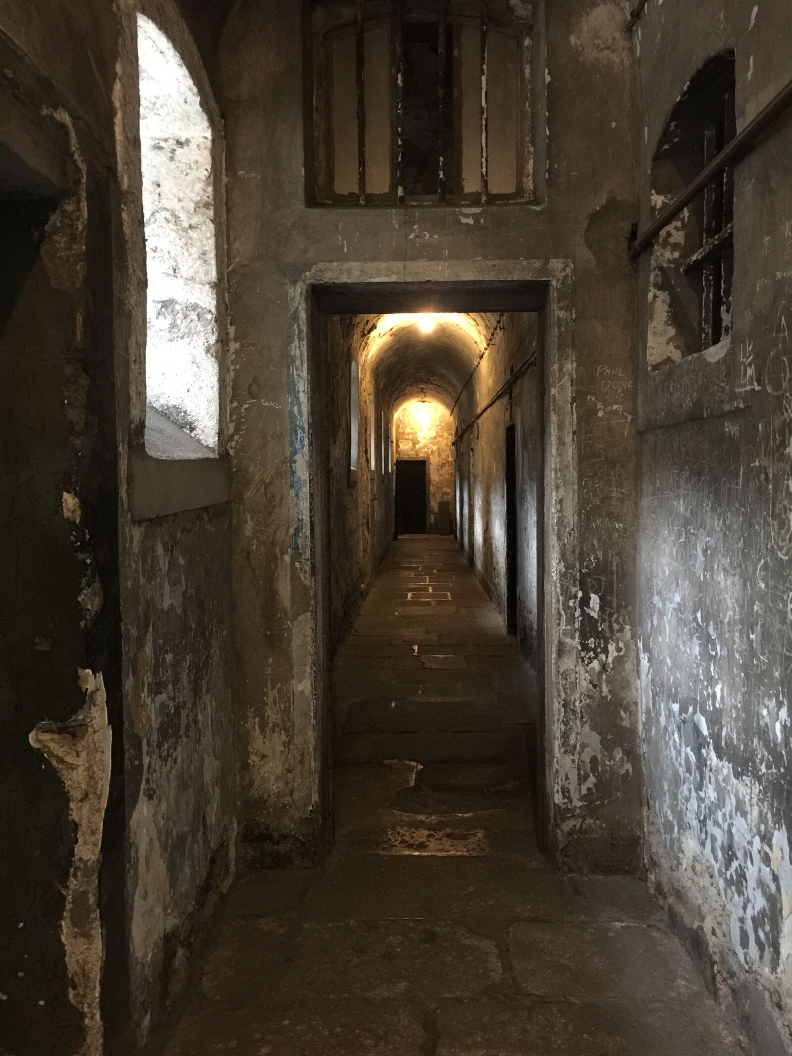 iPhone 6 Plus back camera 4.15mm f/2.2 sample photo. Irish, ireland, dublin photography