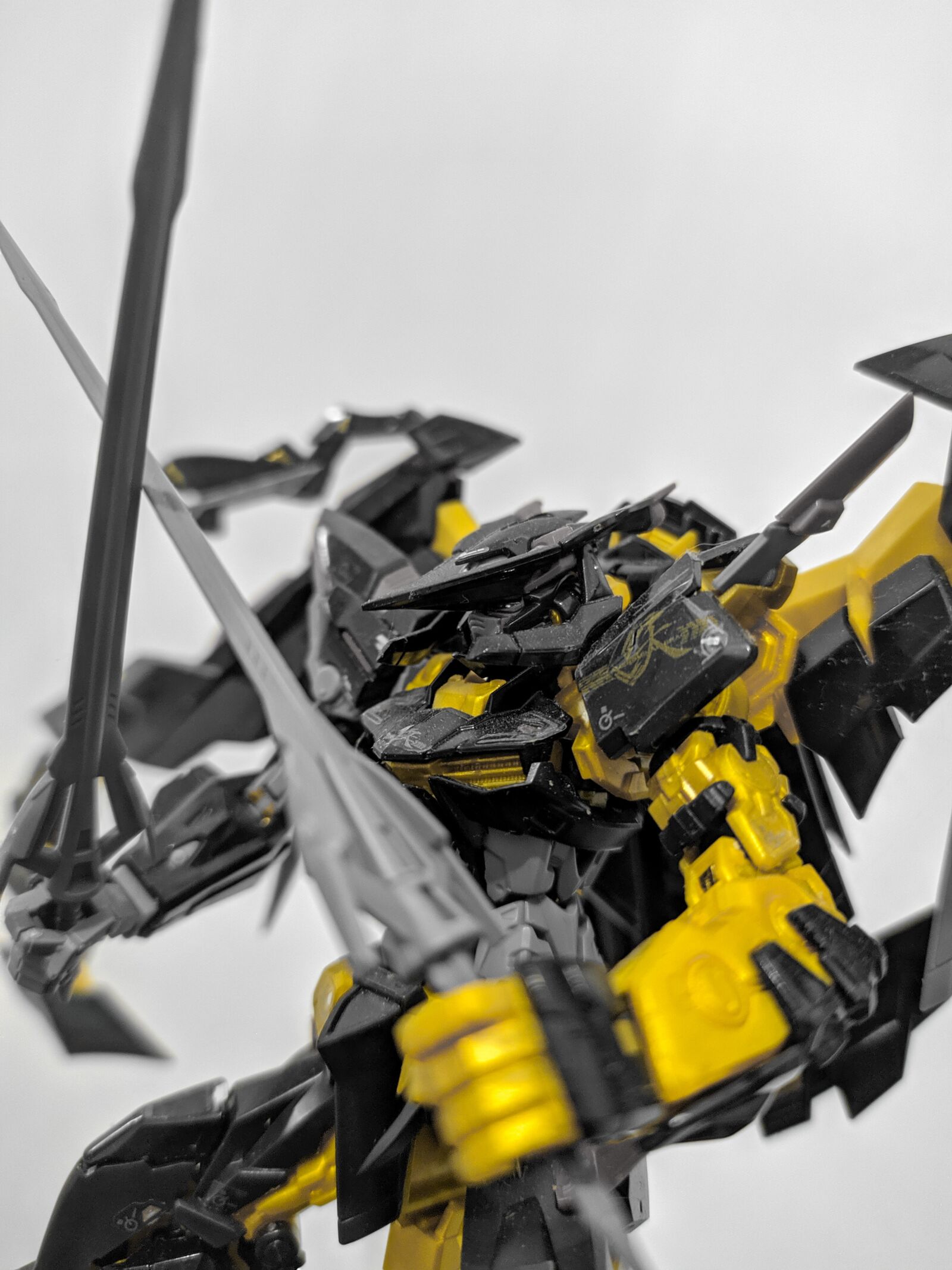 Xiaomi Redmi Note 7 sample photo. Gundam, toys, kit photography