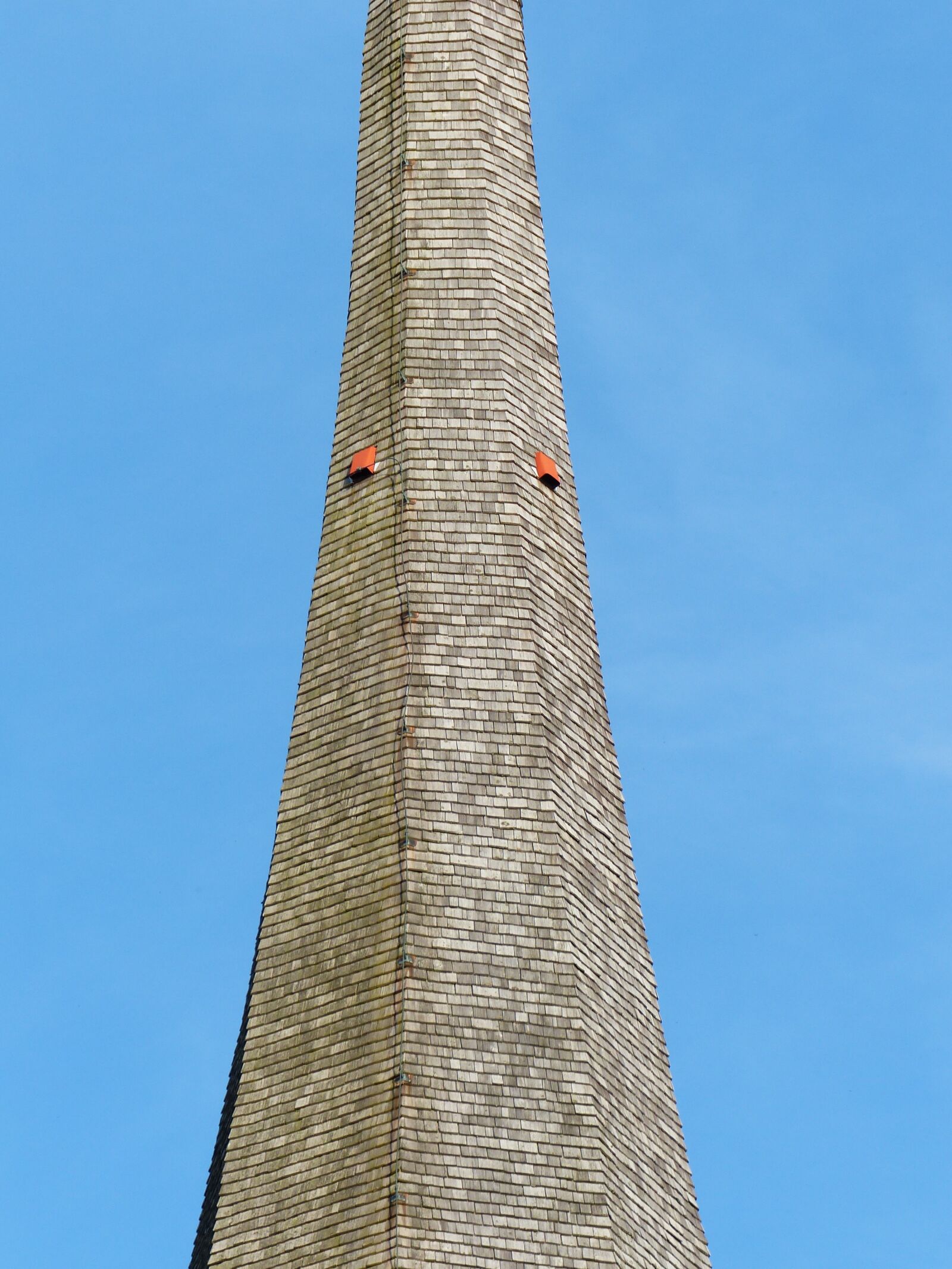 Panasonic Lumix DMC-FZ200 sample photo. Spire roof, roof, church photography
