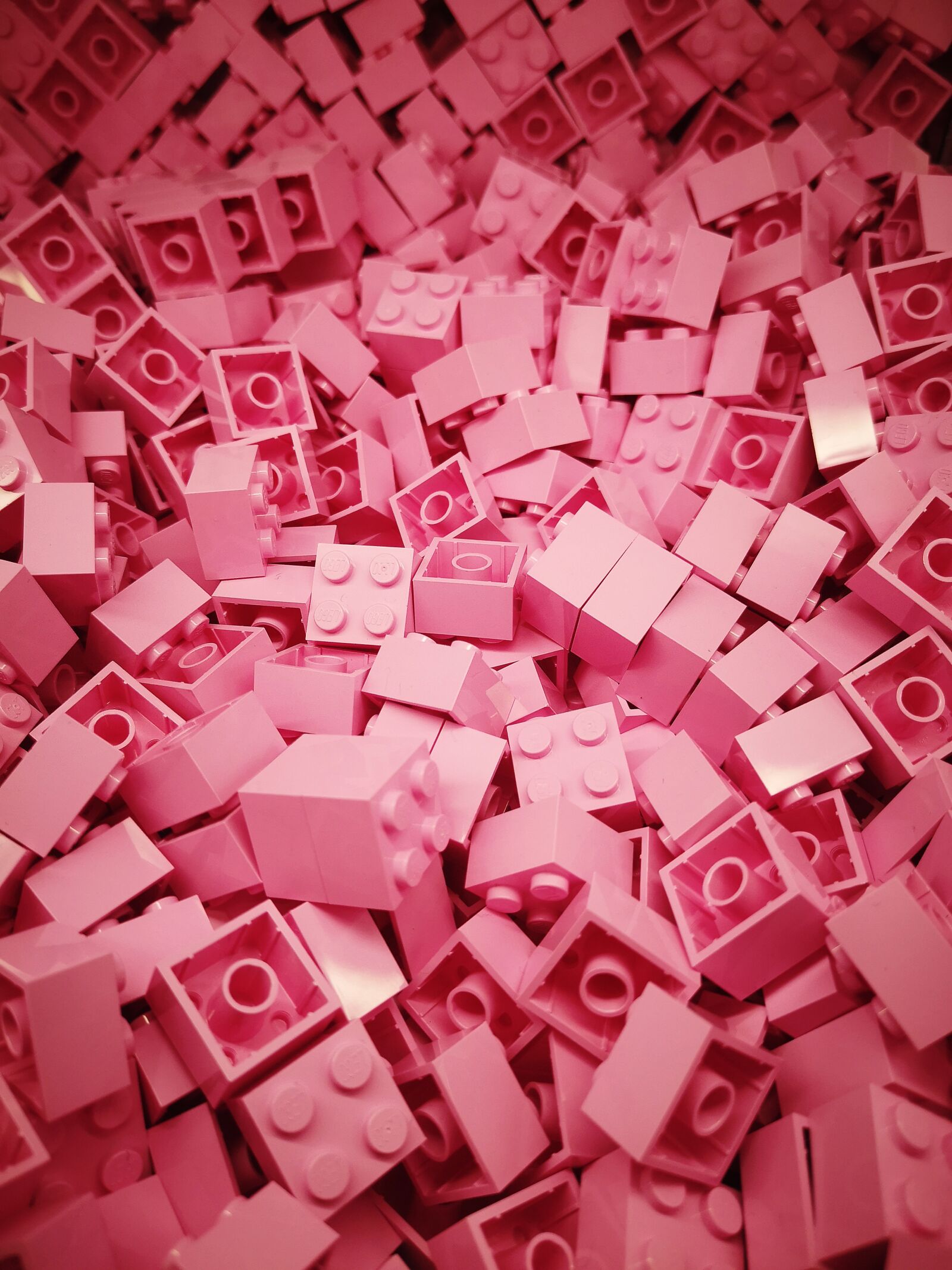 HUAWEI P20 sample photo. Lego, pink, building blocks photography