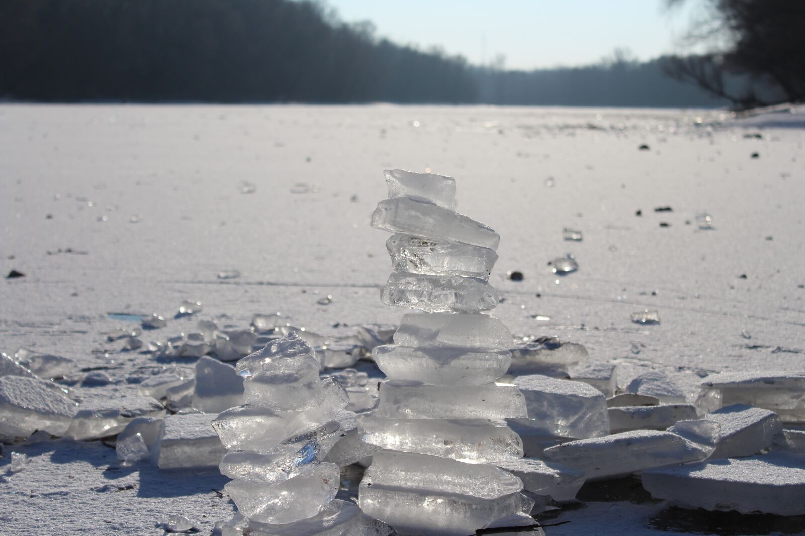 Canon EOS 1200D (EOS Rebel T5 / EOS Kiss X70 / EOS Hi) sample photo. Ice, lake, frost photography