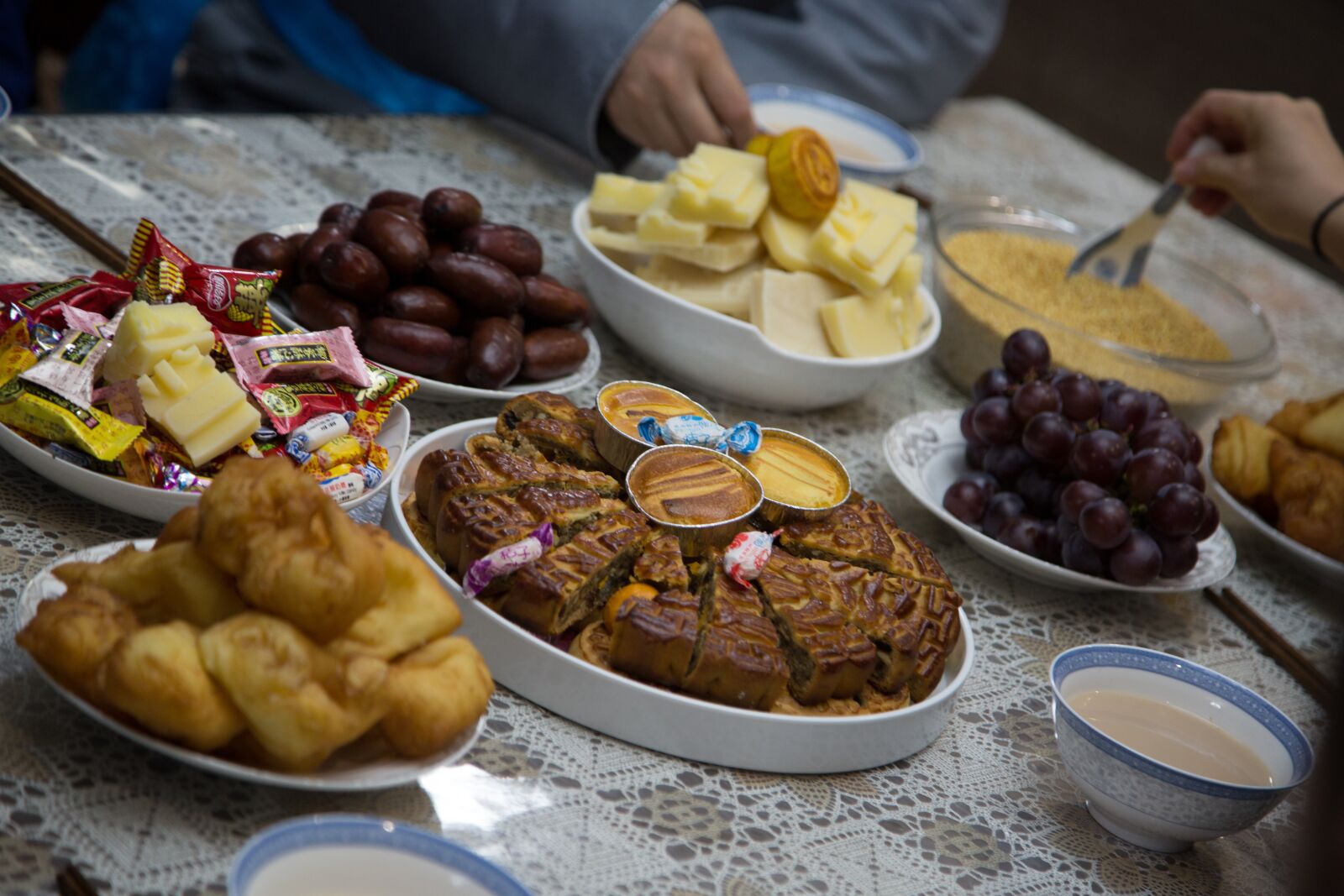 Canon EOS 5D Mark III sample photo. Mongolian, food, biscuit photography