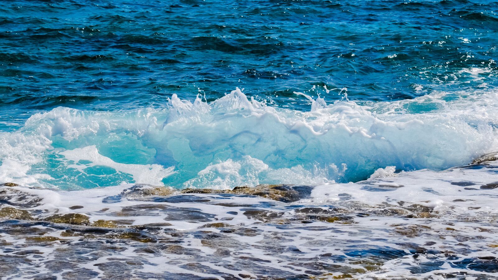 Nikon D3300 sample photo. Wave, water, liquid photography