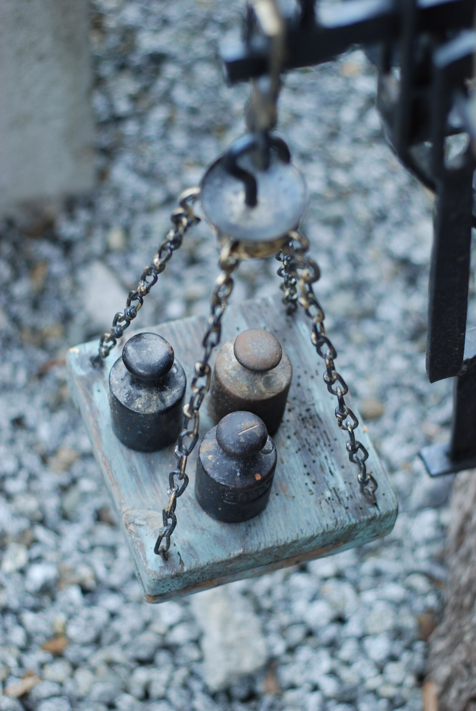 Nikon D80 sample photo. The weight of the photography