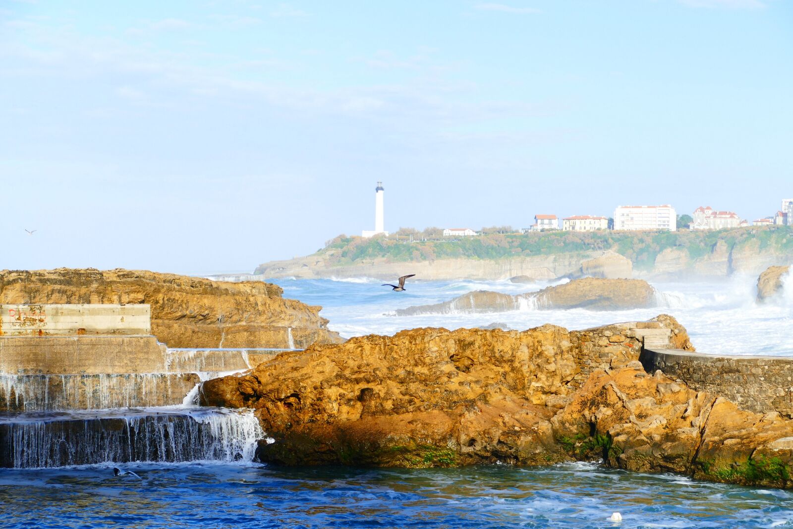 Panasonic Lumix DMC-FZ1000 sample photo. Biarritz, sea, ocean photography