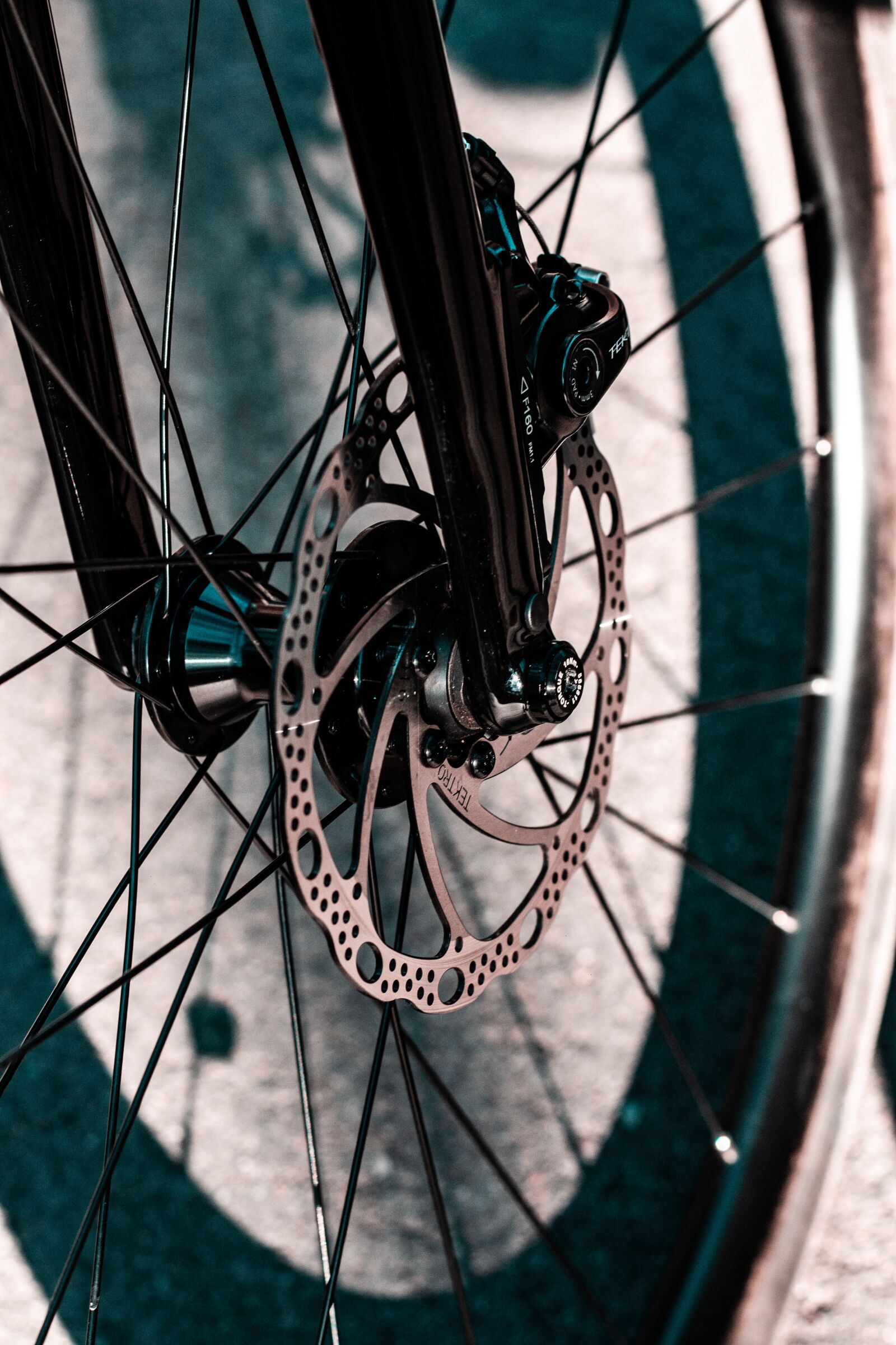 Canon EOS 700D (EOS Rebel T5i / EOS Kiss X7i) sample photo. Disc brake, brake, brake photography