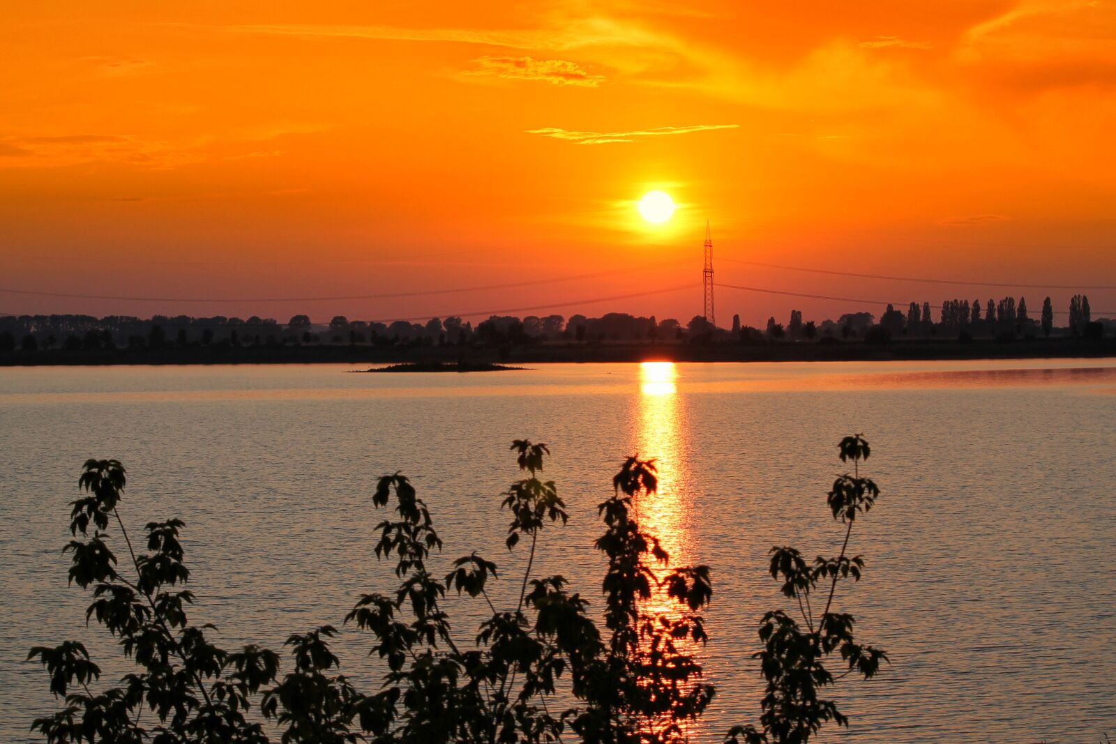 Canon EF-S 55-250mm F4-5.6 IS II sample photo. Sunset, silhouette, abendstimmung photography