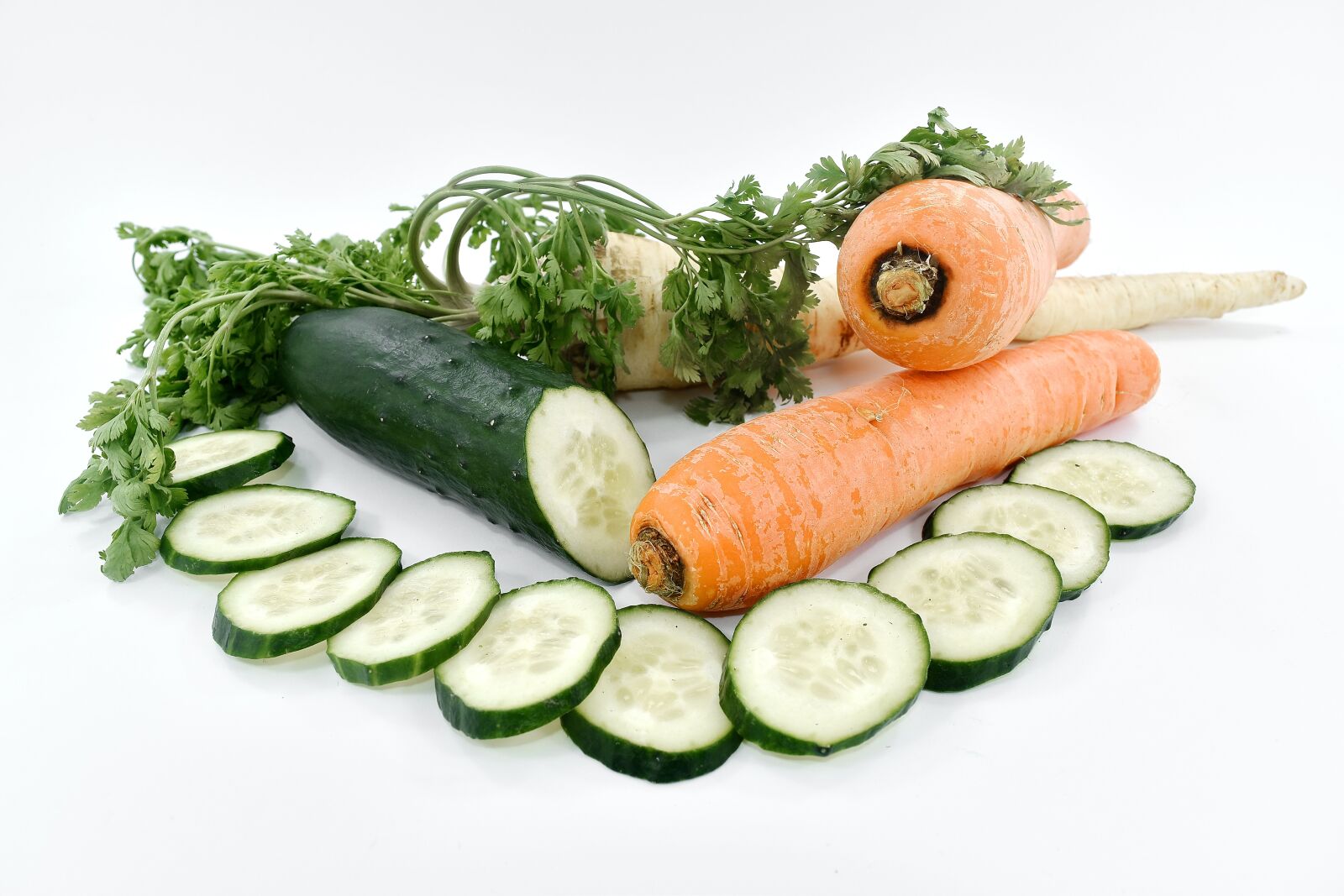 Nikon D5500 sample photo. Antioxidant, cucumber, parsley, roots photography