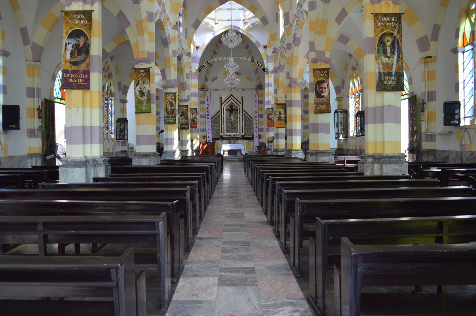 Nikon D3200 sample photo. Church, candlestick, chandeliers photography