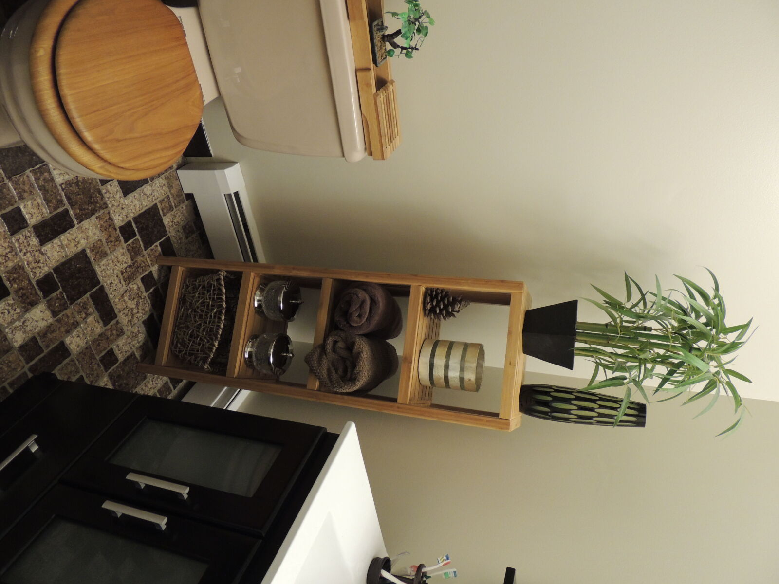 Nikon Coolpix P510 sample photo. Bamboo, bathroom photography