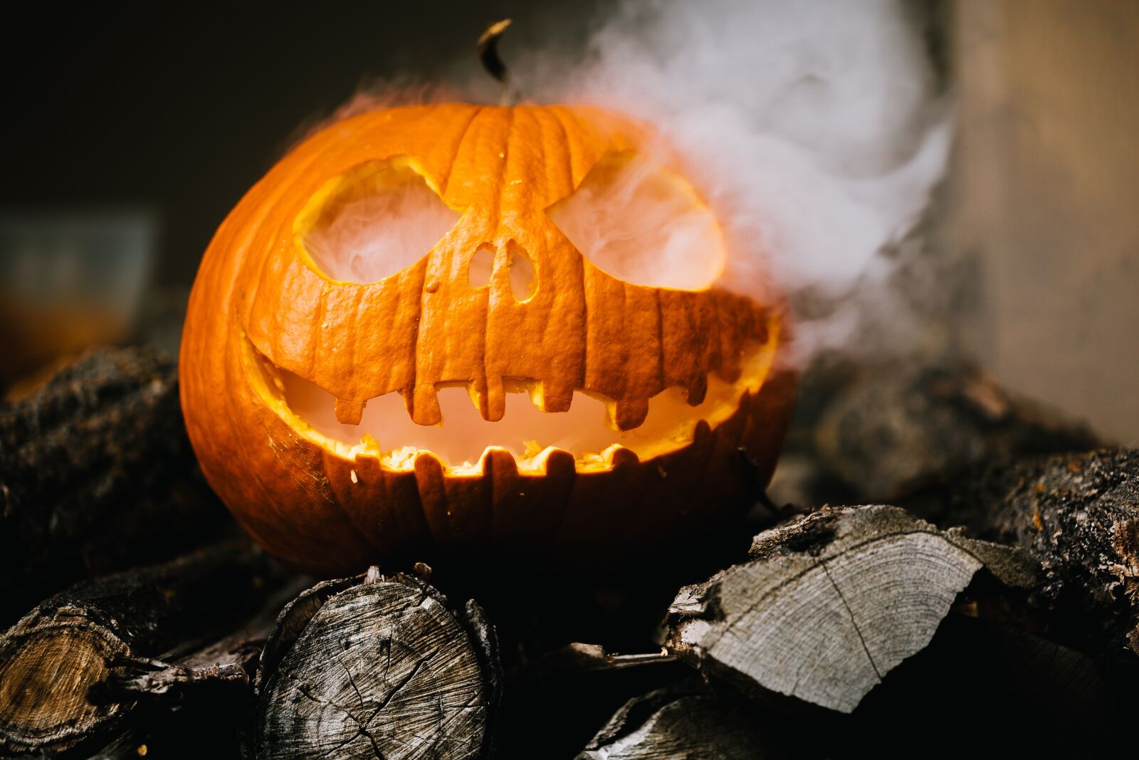 Canon EOS 5D Mark II sample photo. Halloween, spooky, jack-o-lantern photography