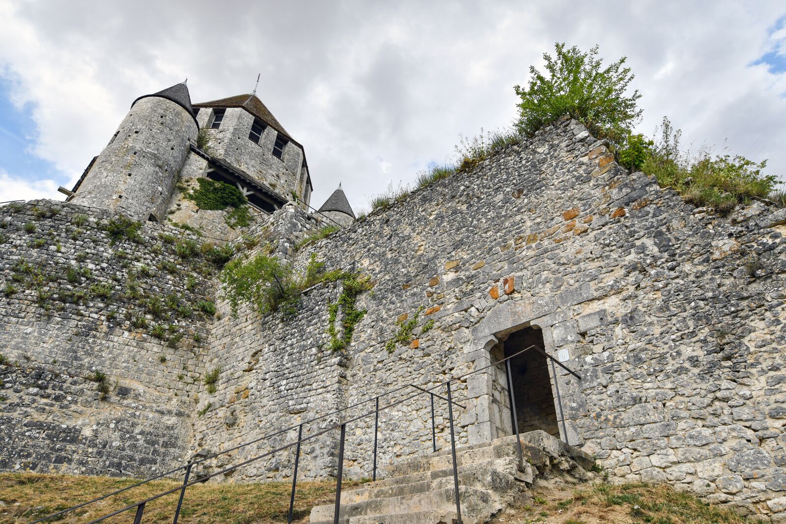 Nikon D500 sample photo. Tower, keep, medieval photography