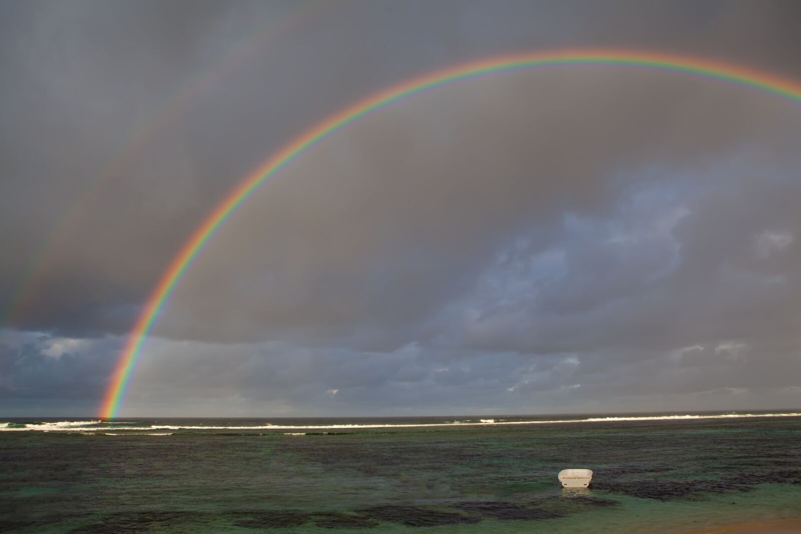 Canon EOS 5D Mark II + Canon EF 24-70mm F2.8L USM sample photo. Mauritius, rainbow, rainbow at photography