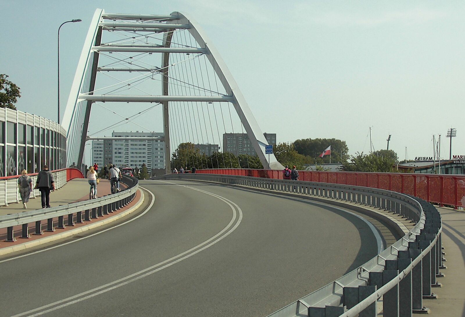 MEDION MD86824 sample photo. View, arch bridge, road photography