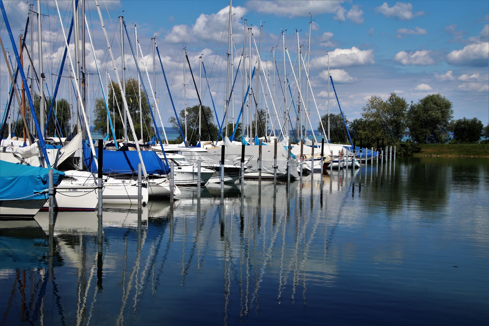 Canon EOS 80D sample photo. Port, yachts, the coast photography